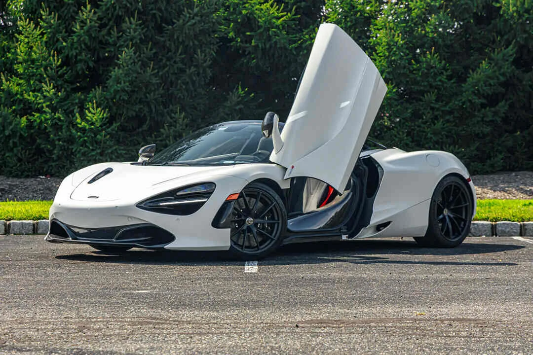 McLaren 720s White