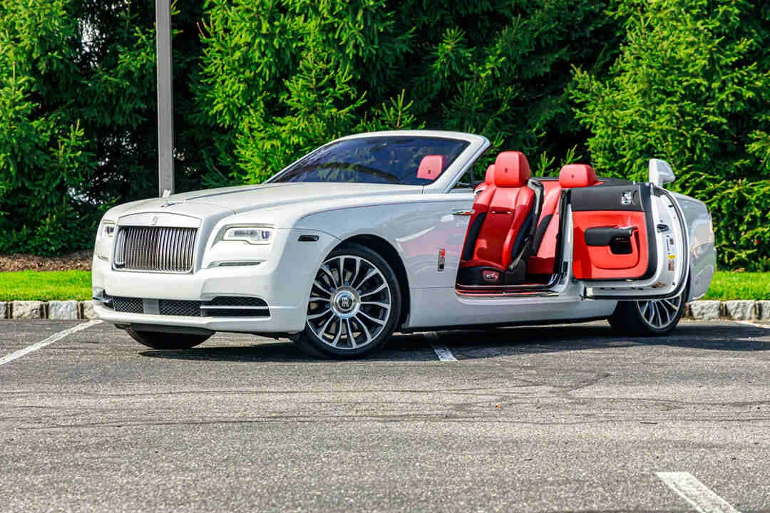 Rolls Royce Black Badge Dawn